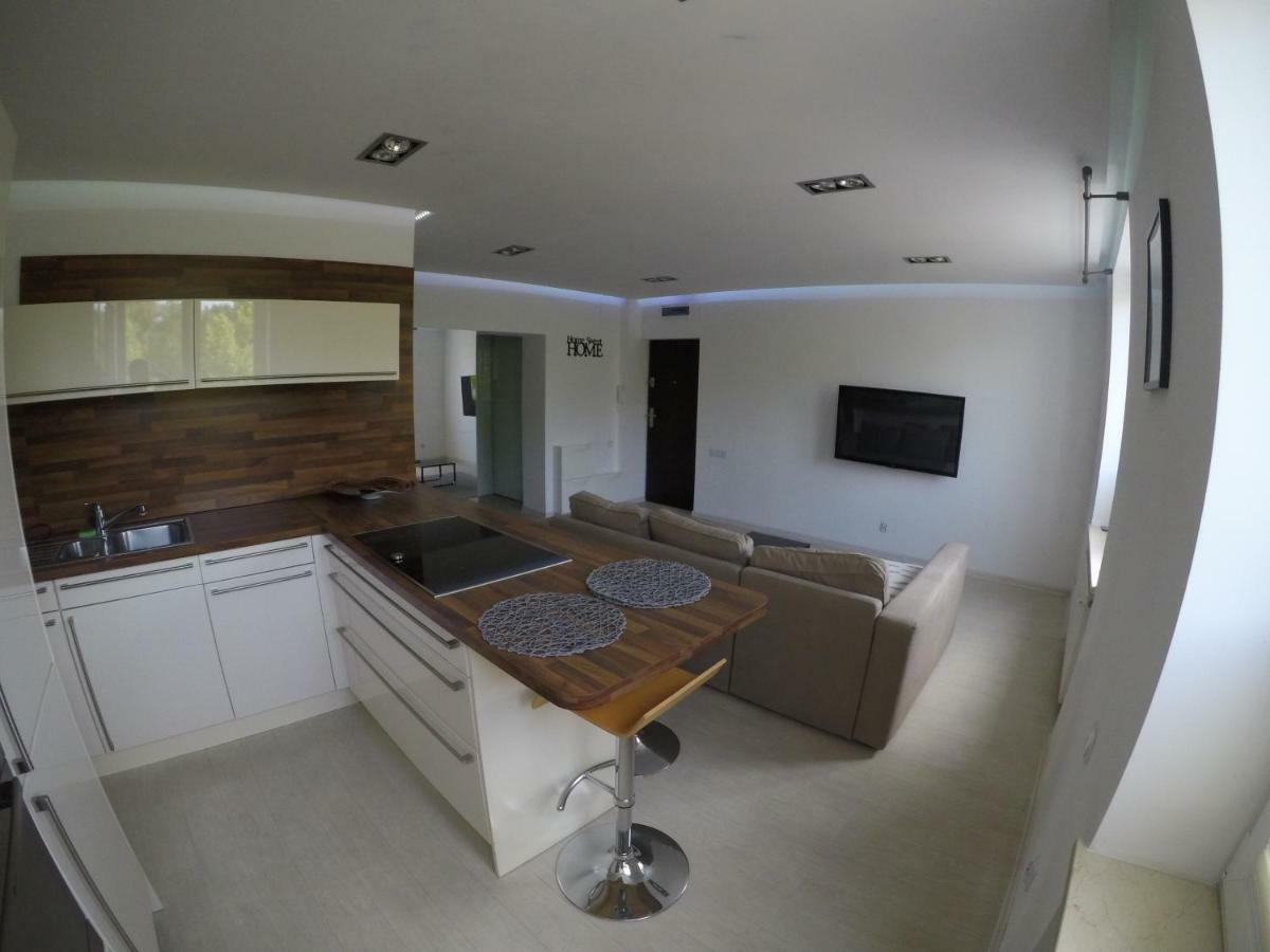 Nowoczesny Apartament III Al. Nmp Częstochowa Екстериор снимка