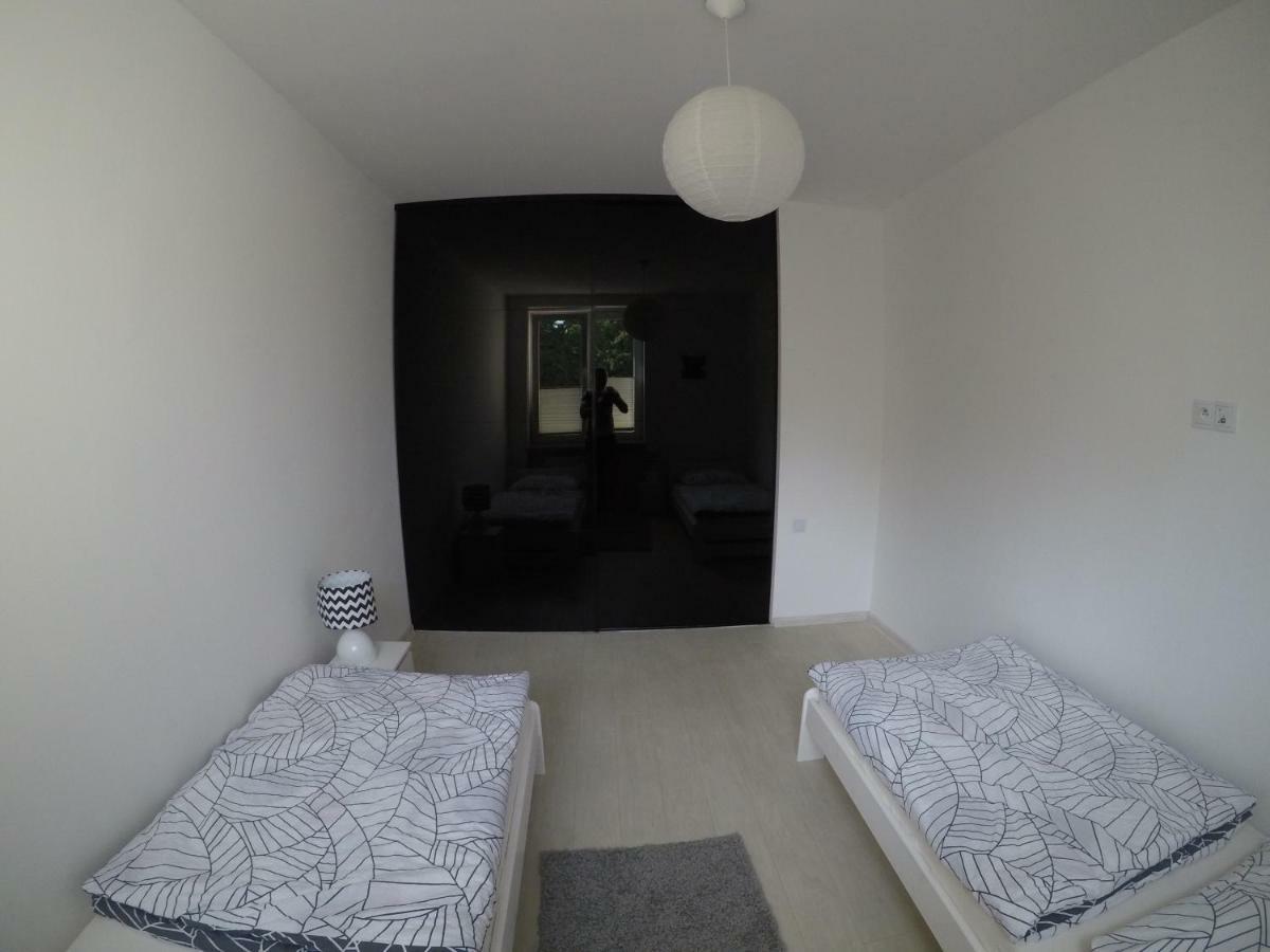 Nowoczesny Apartament III Al. Nmp Częstochowa Екстериор снимка