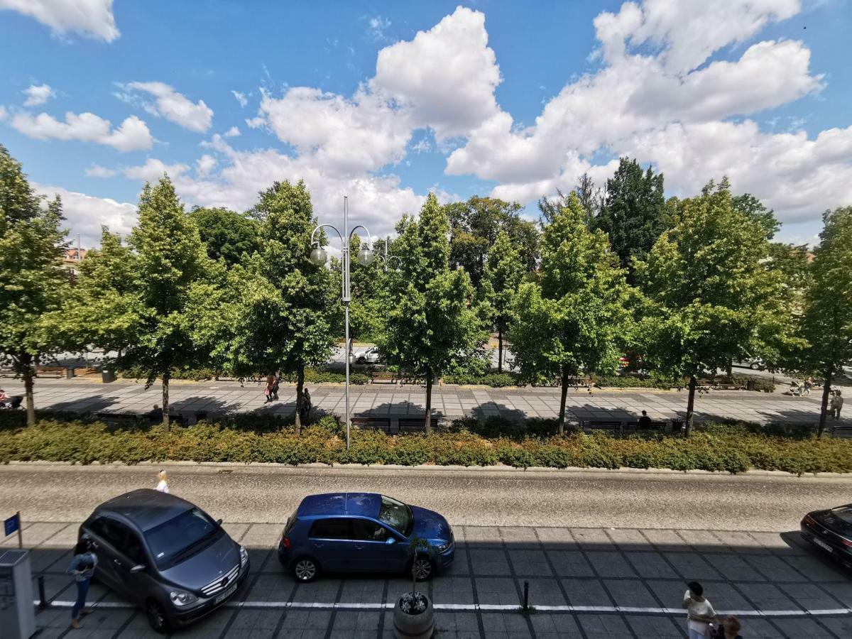 Nowoczesny Apartament III Al. Nmp Częstochowa Екстериор снимка