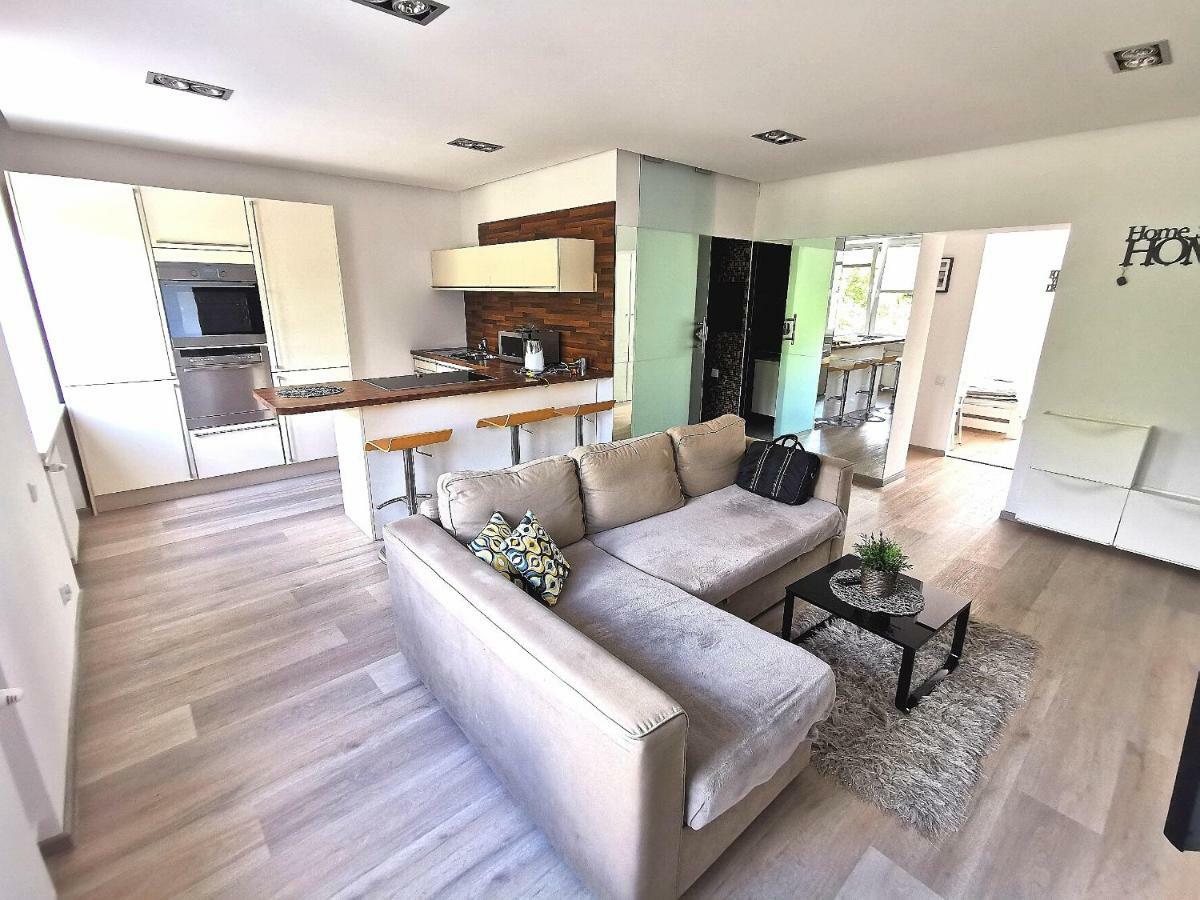Nowoczesny Apartament III Al. Nmp Częstochowa Екстериор снимка